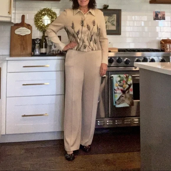 St. John Collection Wool Embroidered Pant Suit Mismatched Set Sz 8 Top 12 Pant